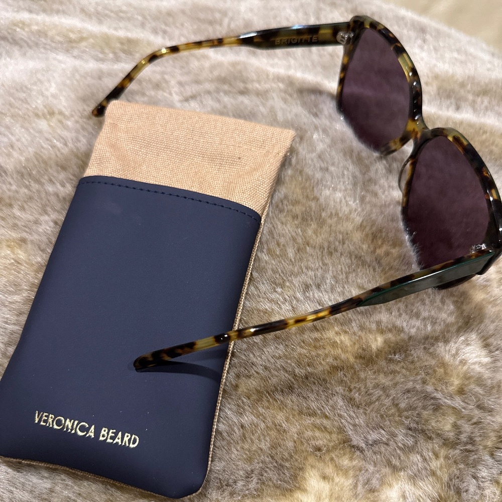 VERONICA BEARD Brigitte Oversized Sunglasses - Picture 7 of 7